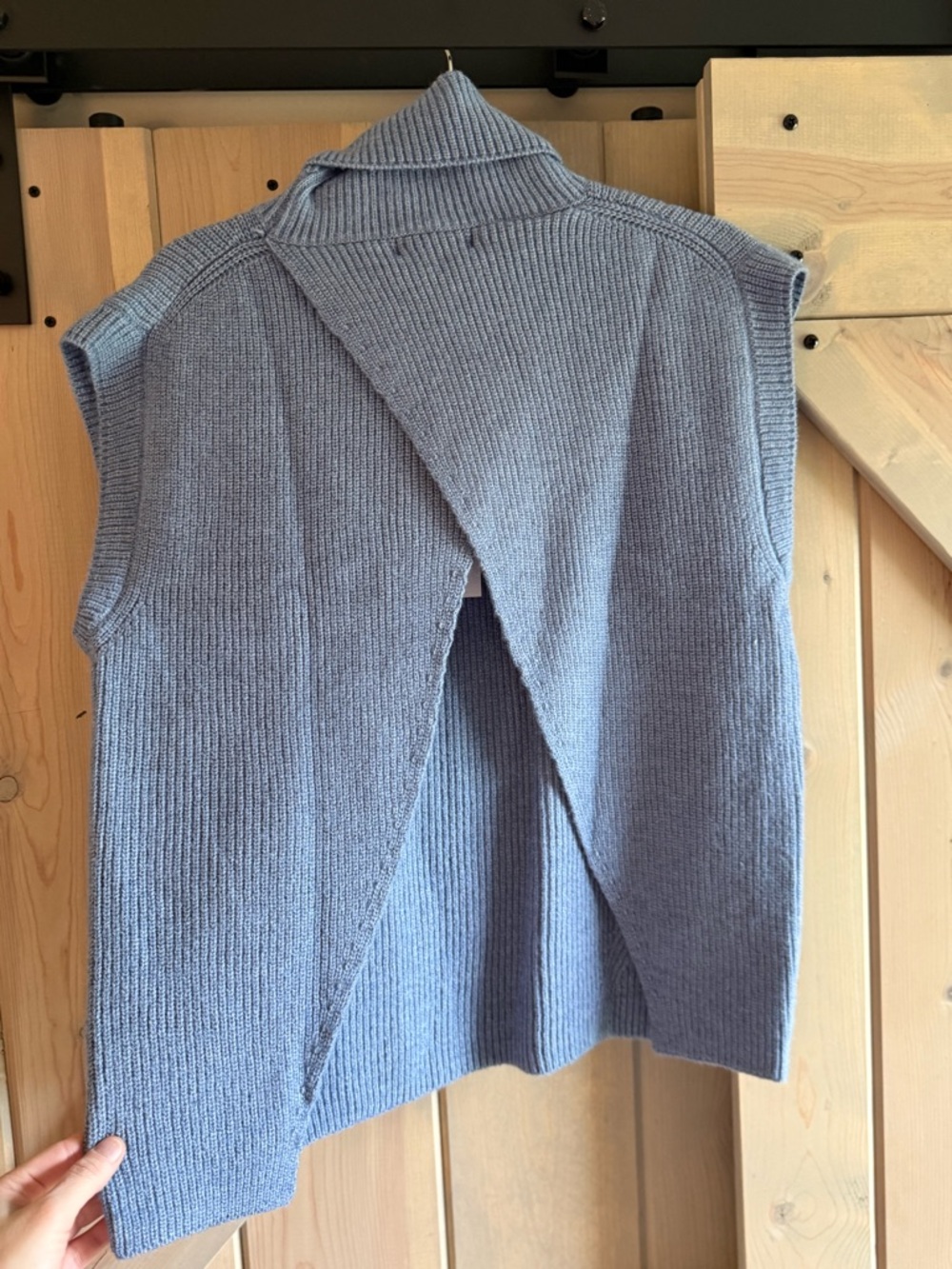 NWT Emory Park Split-Back Sleeveless Turtleneck Sweater - Picture 7 of 9